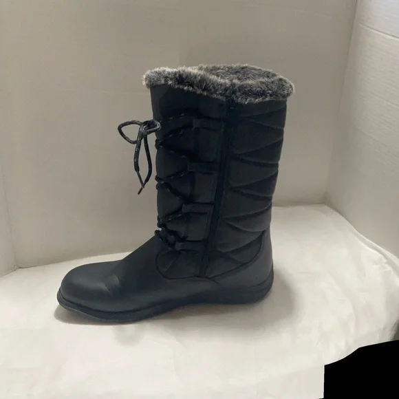 Totes black Winter Rain Boots with warm insulation. - Picture 3 of 4